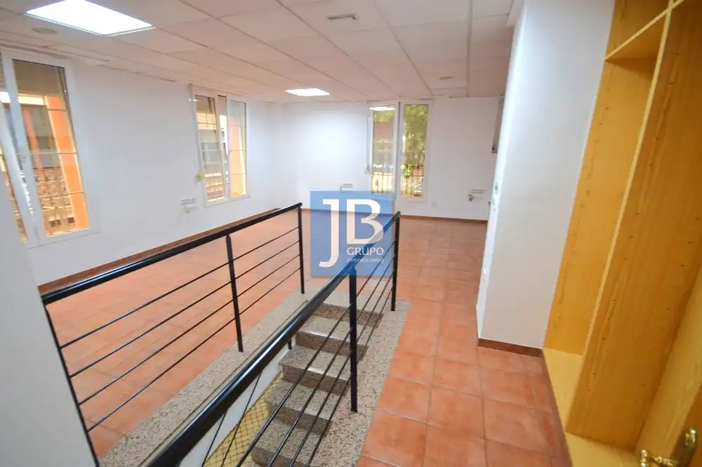 Local comercial de lloguer a Plaça de la Bassa, imagen 16