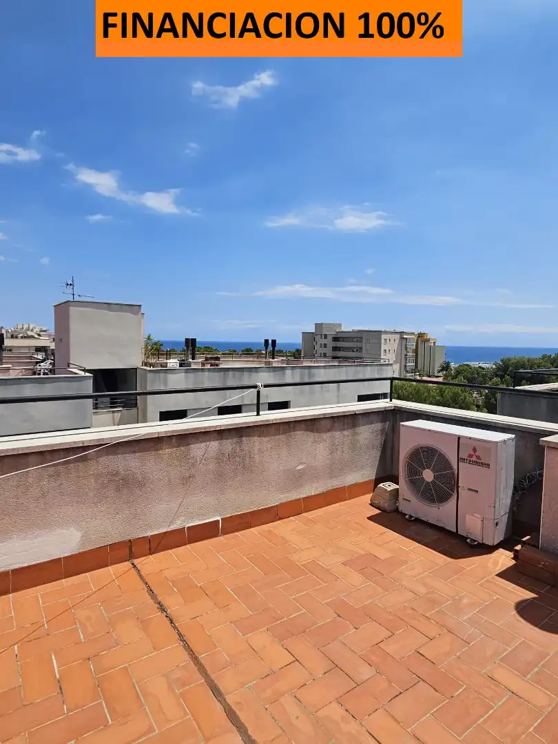 Terrassa de Apartament en venda en Mont-roig del Camp amb Aire condicionat, Terrassa i Piscina comunitària