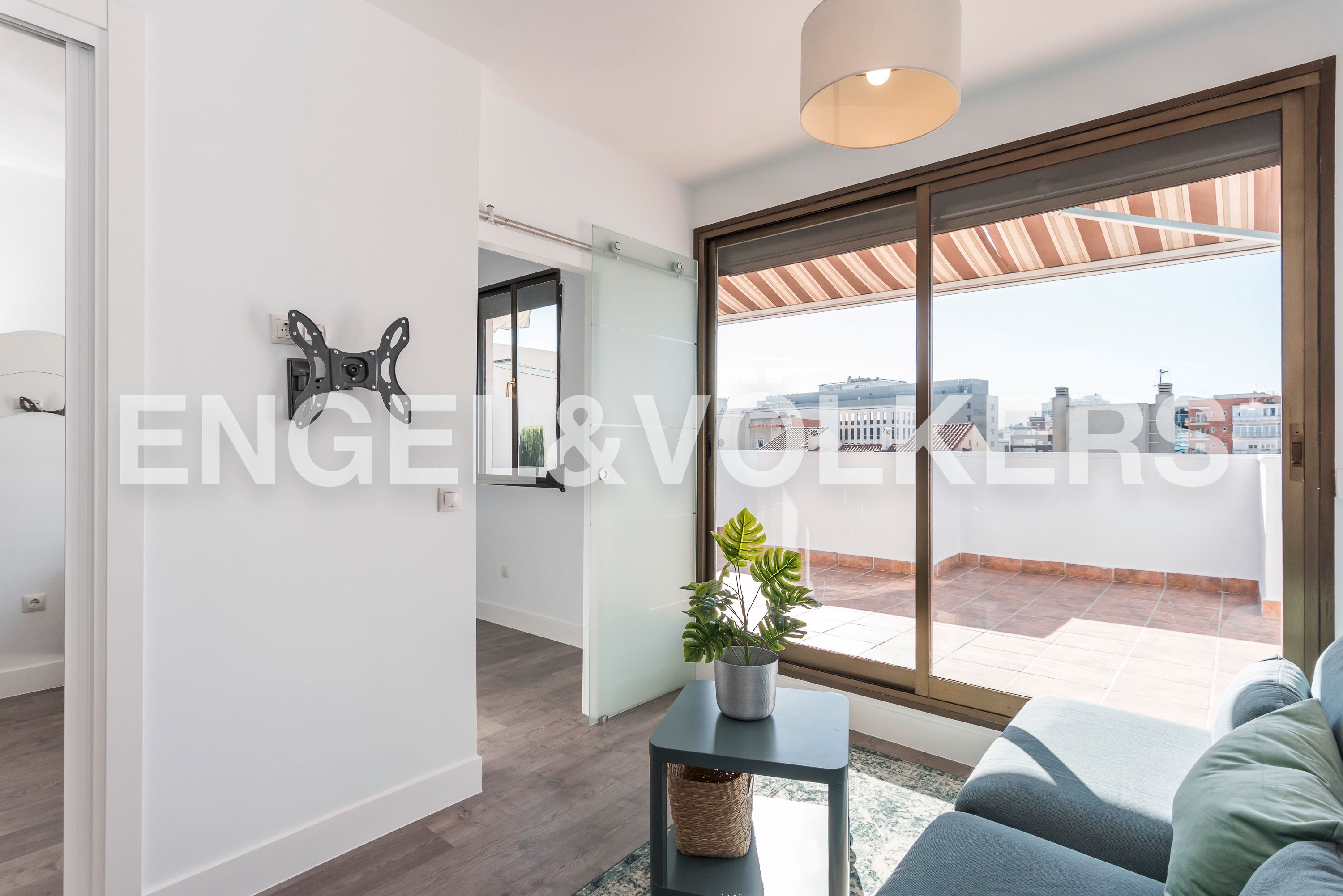 Balcony of Attic to rent in  Madrid Capital  with Air Conditioner, Heating and Terrace