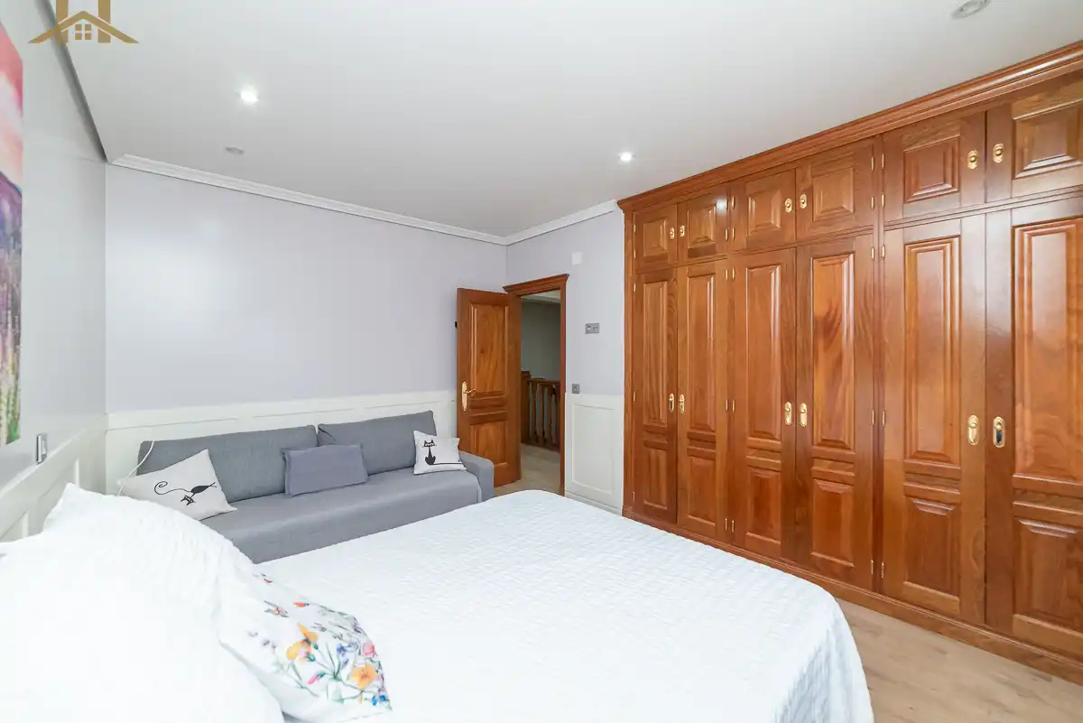 Habitación de Casa adosada en venta en Brunete con Jardín privado y Piscina