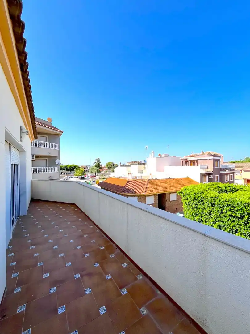 Vista exterior de Casa o chalet en venta en Centro