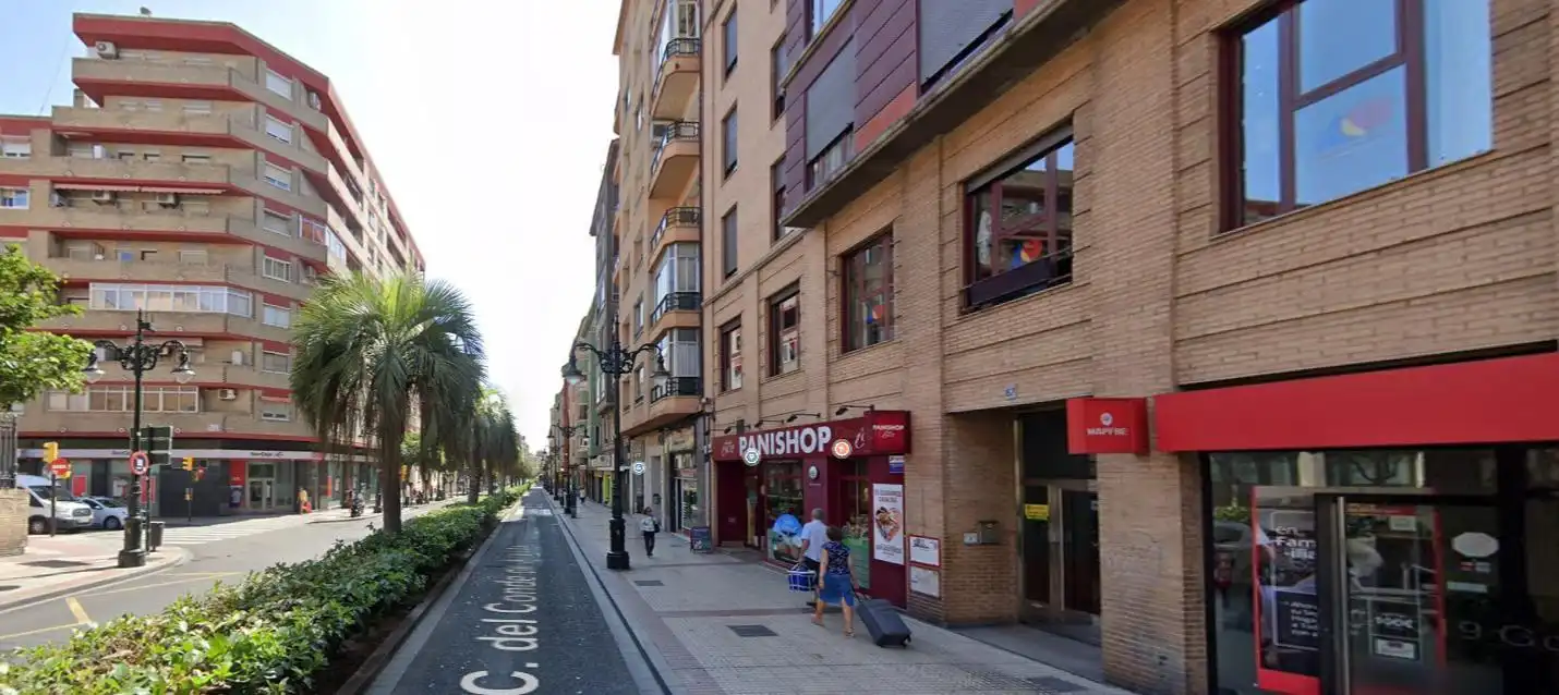 Außenansicht von Wohnung zum Verkauf in Zaragoza mit Heizung und Abstellraum