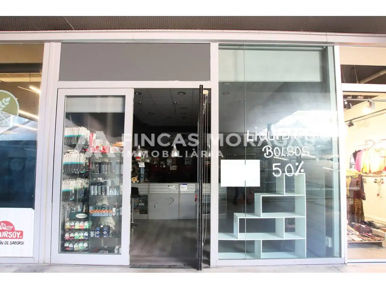 Local en traspaso en Sant Cugat del Vallès con Aire acondicionado