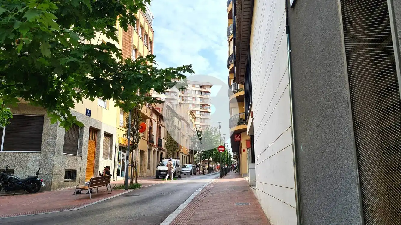 Vista exterior de Planta baixa en venda en Terrassa amb Calefacció