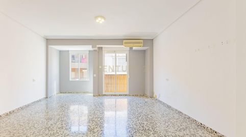 Foto 4 de Piso en venta en Carrer del Pare Mendez, Torrent, Spain, Parc Central, Torrent