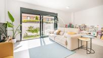 Exterior view of Single-family semi-detached for sale in  Madrid Capital  with Air Conditioner, Heating and Private garden