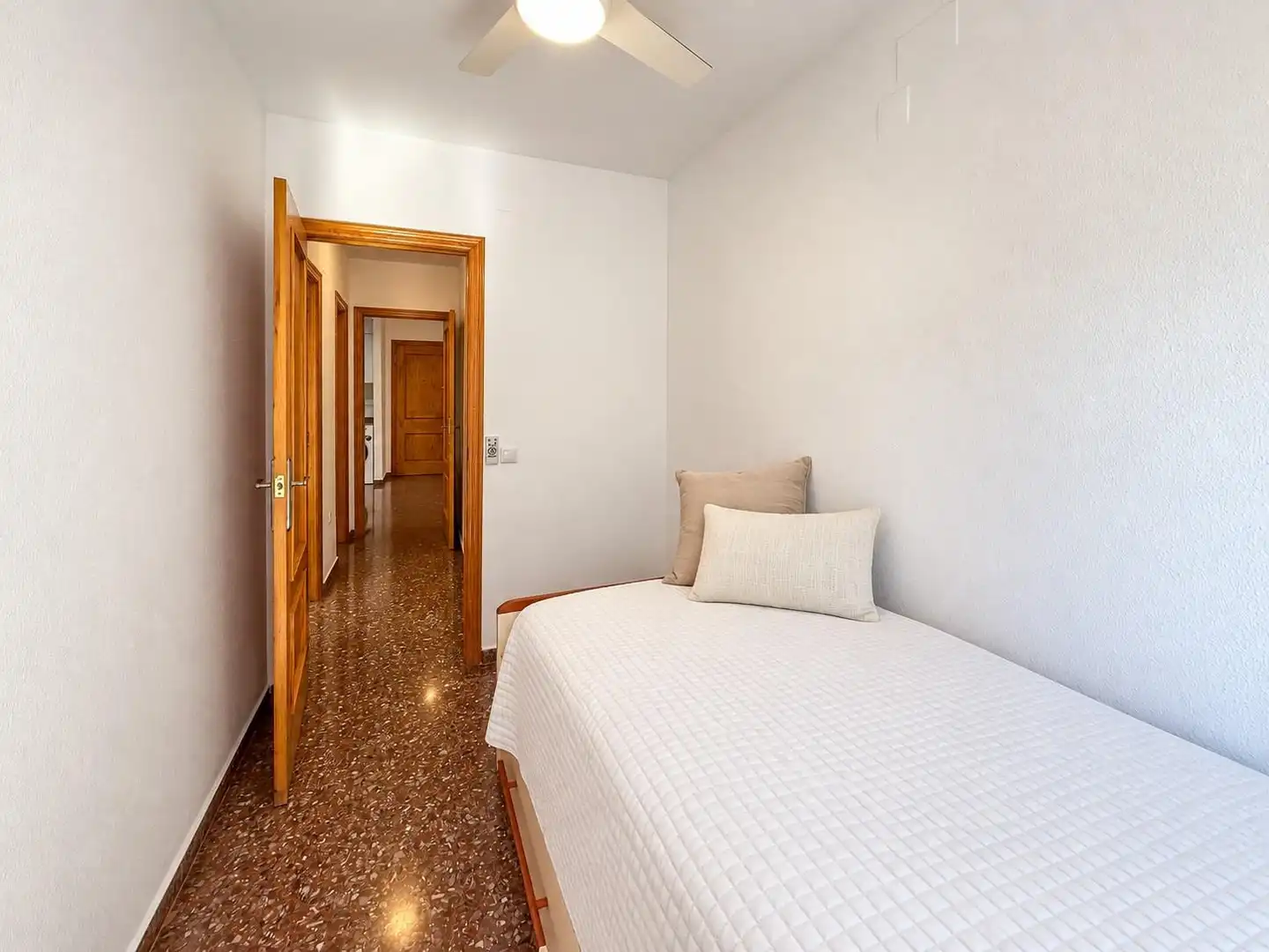 Flat with terrace to rent in Quatre Carreres, imagen 10