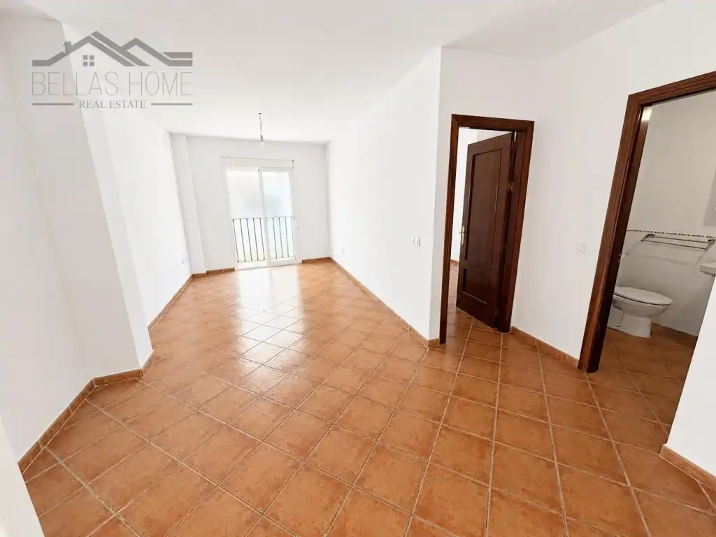 Piso en venta en Estepona con Balcón
