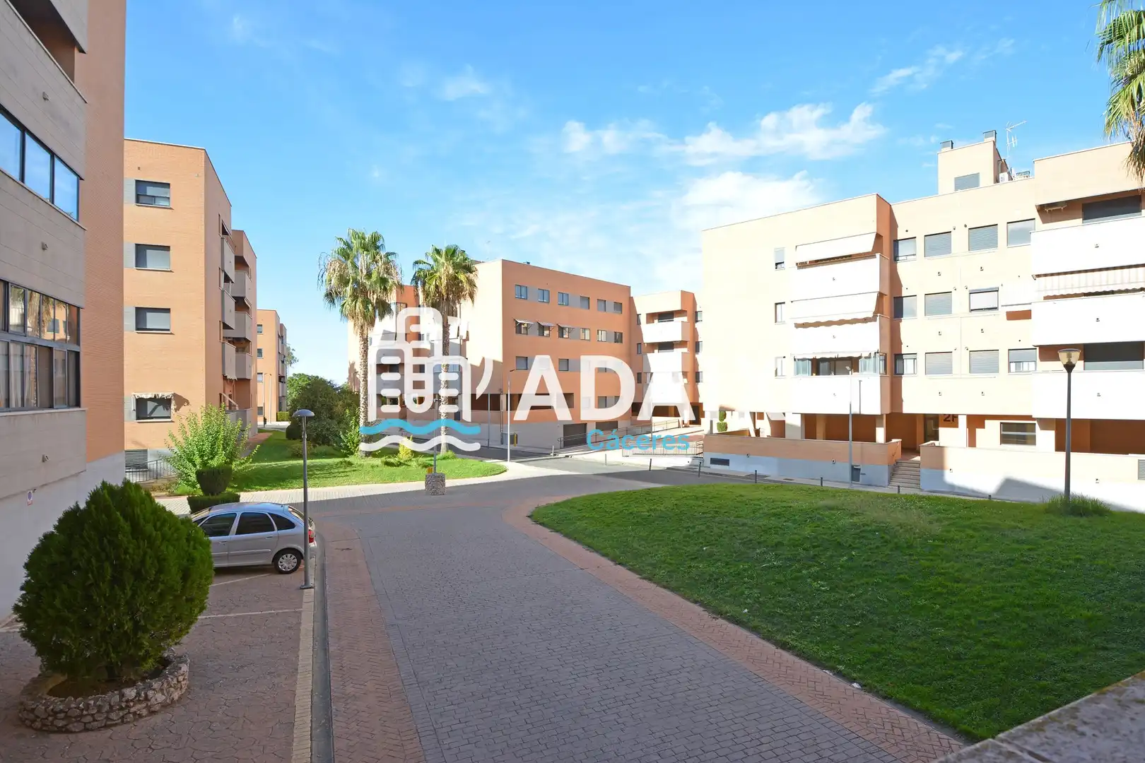 Vista exterior de Pis en venda en Cáceres amb Aire condicionat, Calefacció i Terrassa