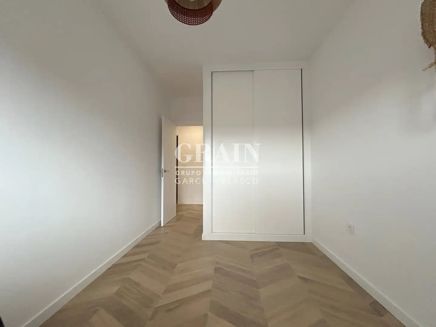Habitación de Piso de alquiler en Albacete con Calefacción, Terraza y Piscina