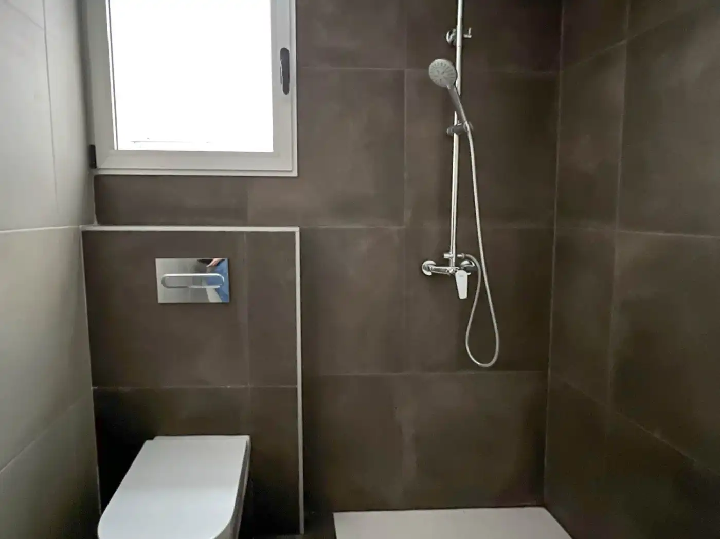 Bany de Àtic de lloguer en Elche / Elx amb Aire condicionat, Parquet i Terrassa