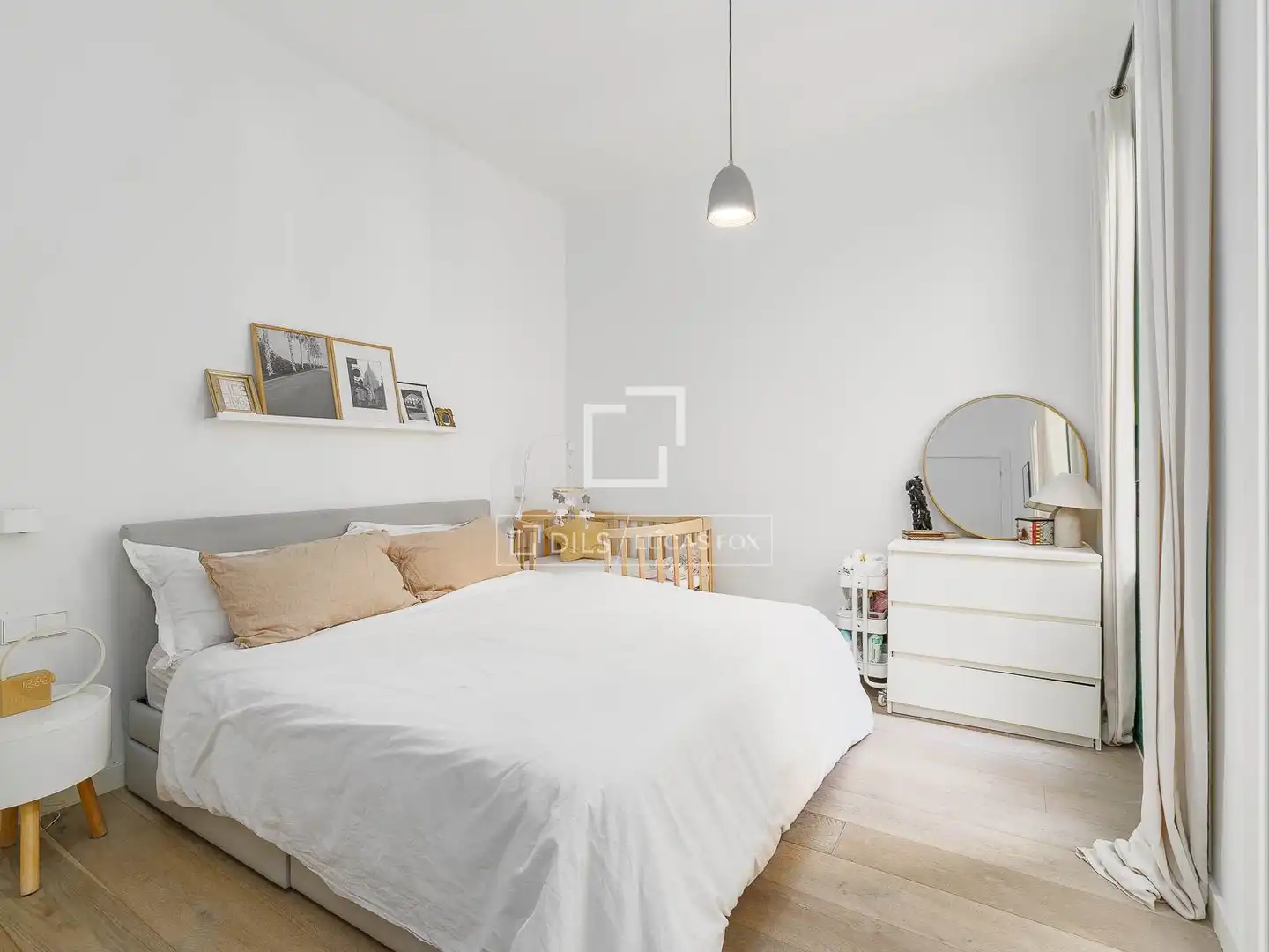 Habitación de Piso en venta en Barcelona con Aire acondicionado, Terraza y Balcón