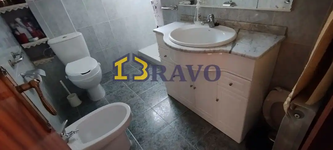 Baño de Dúplex en venta en Medina de Pomar con Calefacción, Jardín privado y Terraza