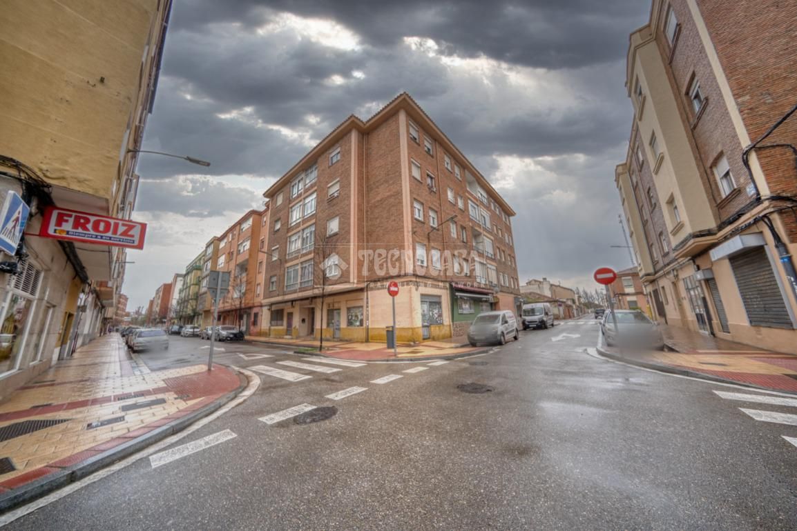 Pis en venda a La Farola