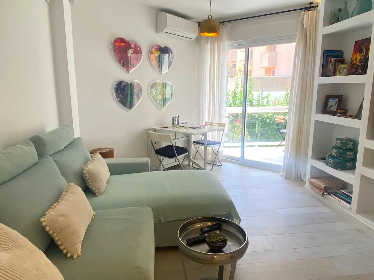 Sala d'estar de Apartament en venda en Eivissa amb Calefacció, Jardí privat i Moblat