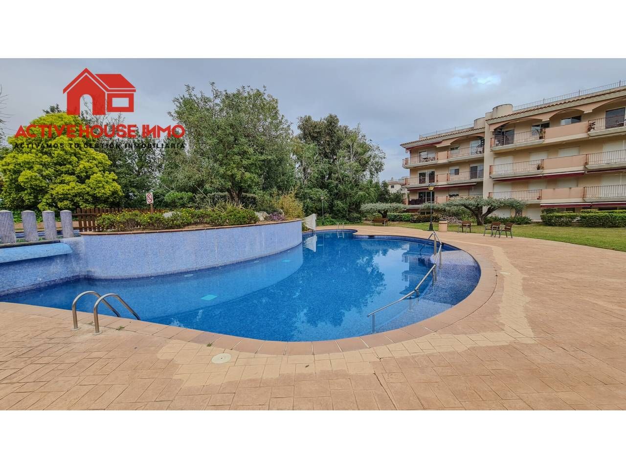 Piscina de Pis en venda en Sant Carles de la Ràpita amb Aire condicionat, Calefacció i Terrassa