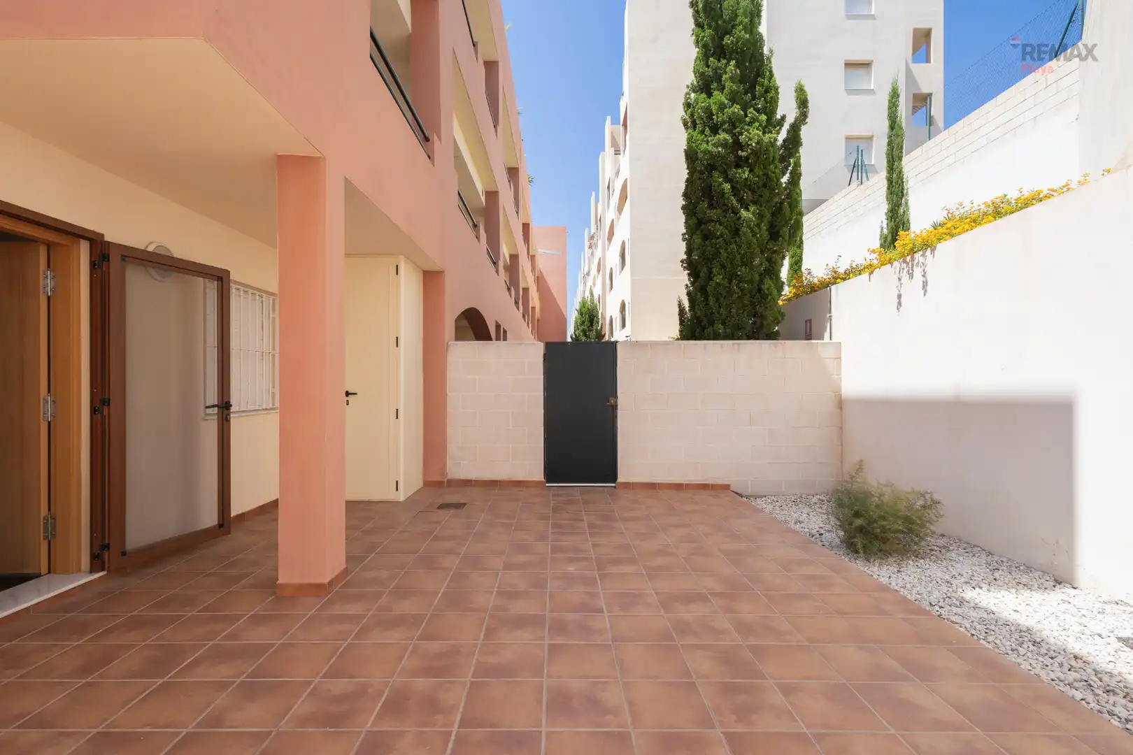 Vivienda con piscina en venta en Calle Islas Canarias, imagen 41