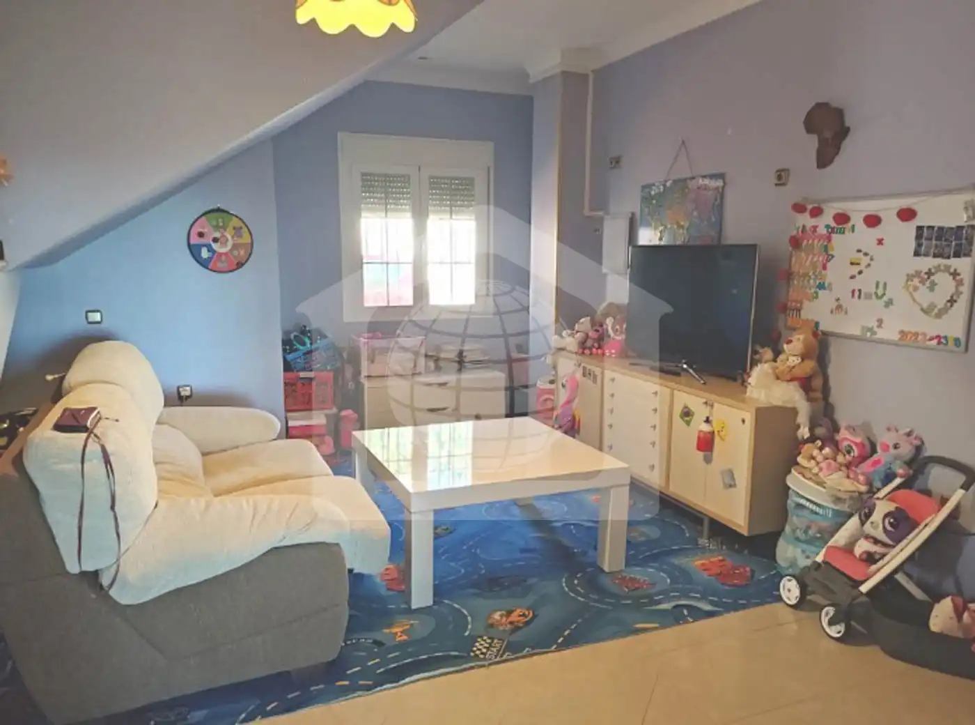 Sala d'estar de Casa o xalet en venda en Alhaurín de la Torre amb Aire condicionat, Jardí privat i Terrassa