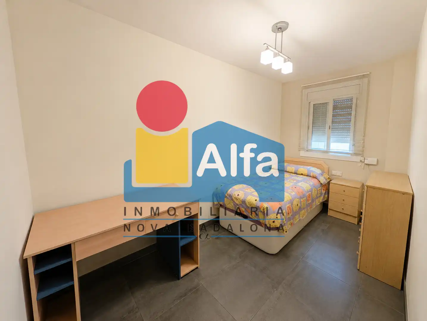 Habitación de Piso en venta en Badalona con Aire acondicionado, Calefacción y Jardín privado