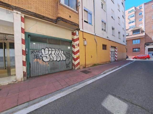 Garaje en Venta en OLMO en Rondilla