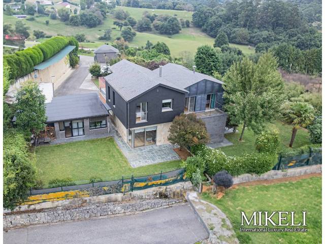 Casa-chalet en Venta en Calle Soledad en Arce