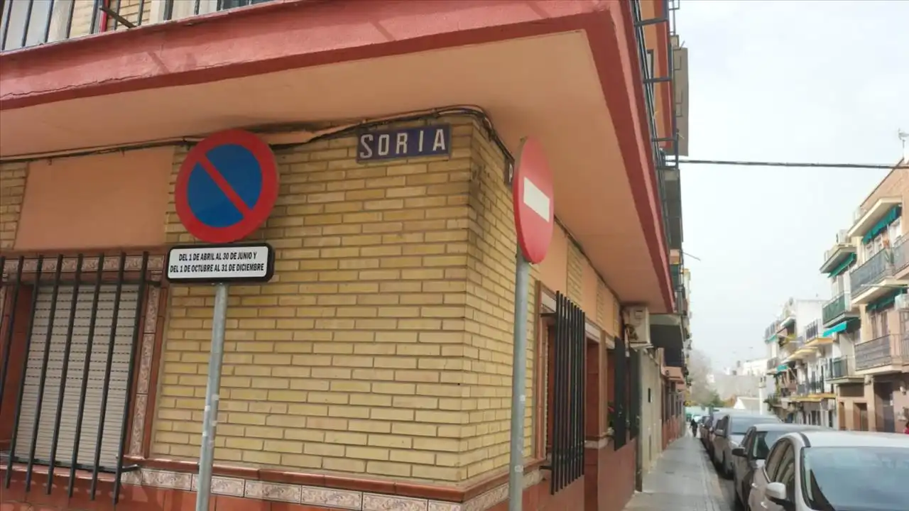 Vista exterior de Piso en venta en Sevilla