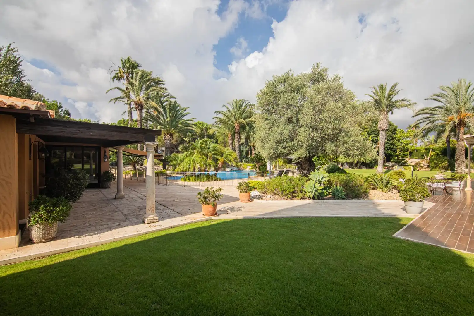 Jardín de Casa o chalet en venta en Elche / Elx con Aire acondicionado, Calefacción y Jardín privado