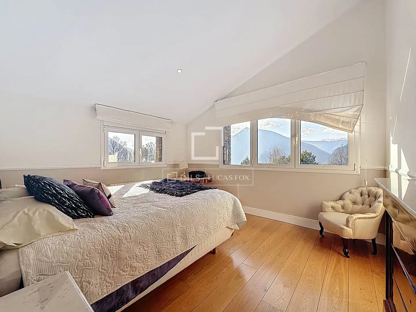 Habitación de Casa o chalet en venta en Escaldes – Engordany con Calefacción, Jardín privado y Parquet