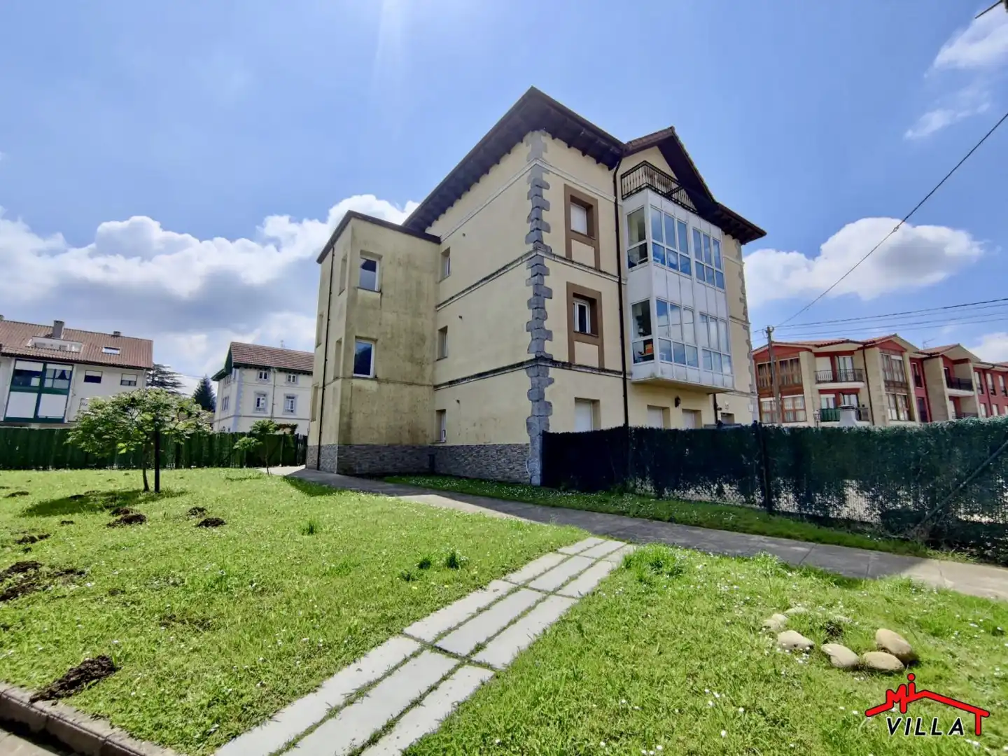 Appartement avec piscine à vendre à Ampuero