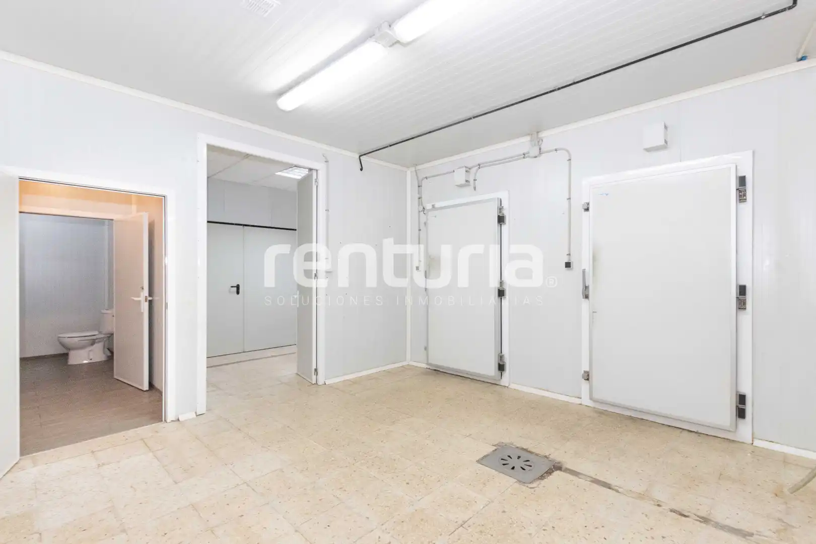 Local en venta en Valencia con Aire acondicionado y Amueblado
