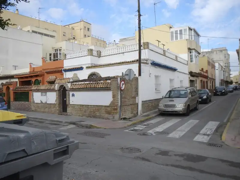 Vista exterior de Pis en venda en San Fernando