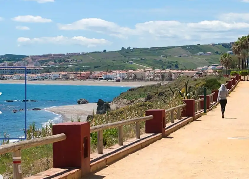Außenansicht von Wohnung zum Verkauf in Casares mit Klimaanlage, Terrasse und Ofen