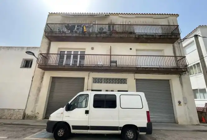 Local comercial en venta en Carrer Pep Ventura 6, imagen 2
