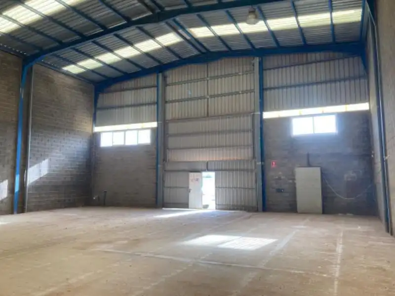 Nave industrielle à vendre à FOYES FERRAES