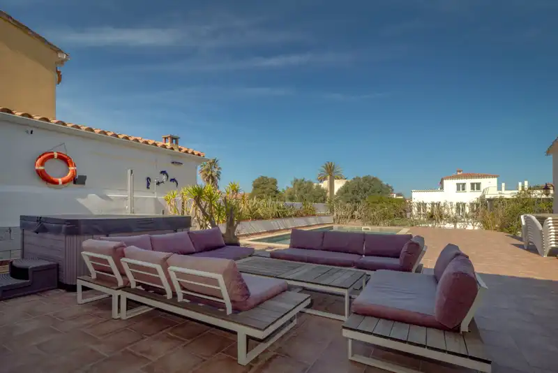 Chalet en venta en Cap Ras - Creus - Falconera, imagen 2