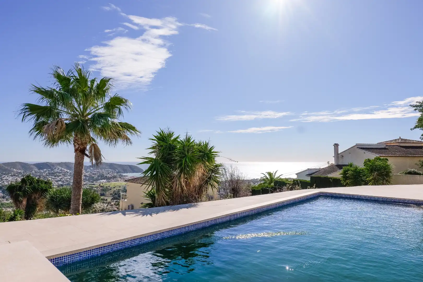 Swimming pool of Houses for sale in Moraira