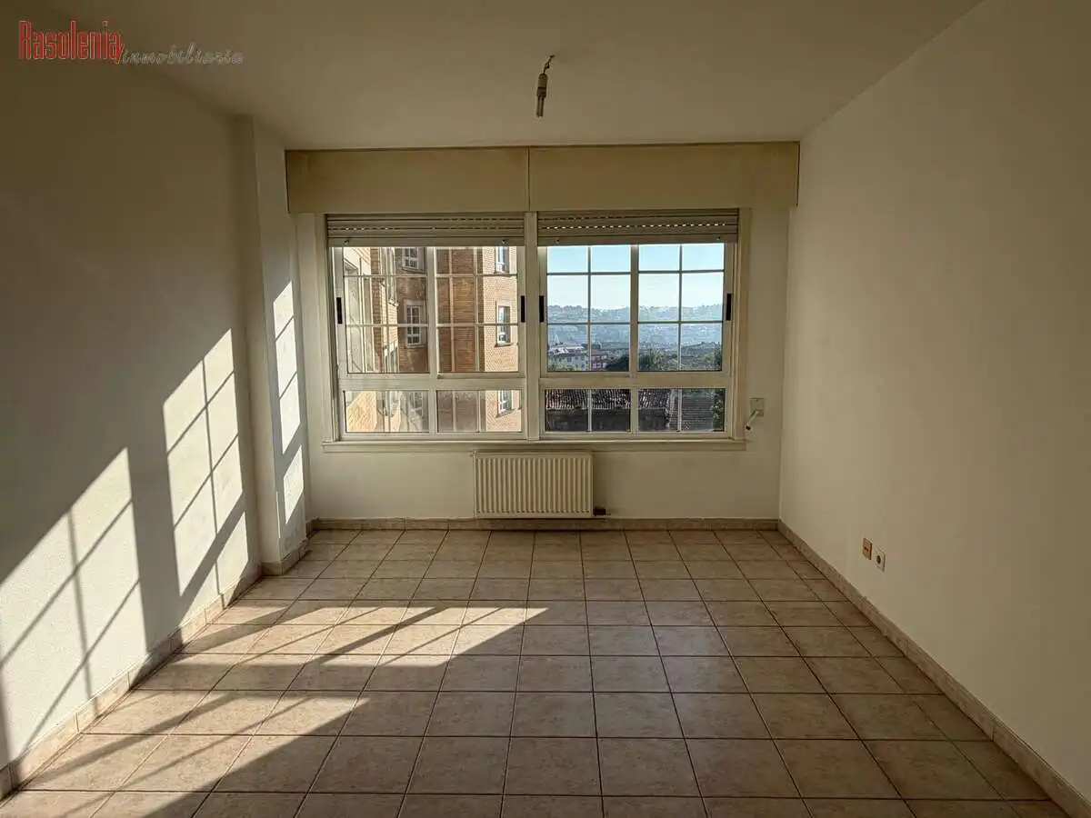 Mini appartamento con ascensore in vendita a Miguel González Garcés 69, imagen 3