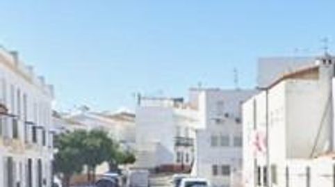 CASA EN MOGUER