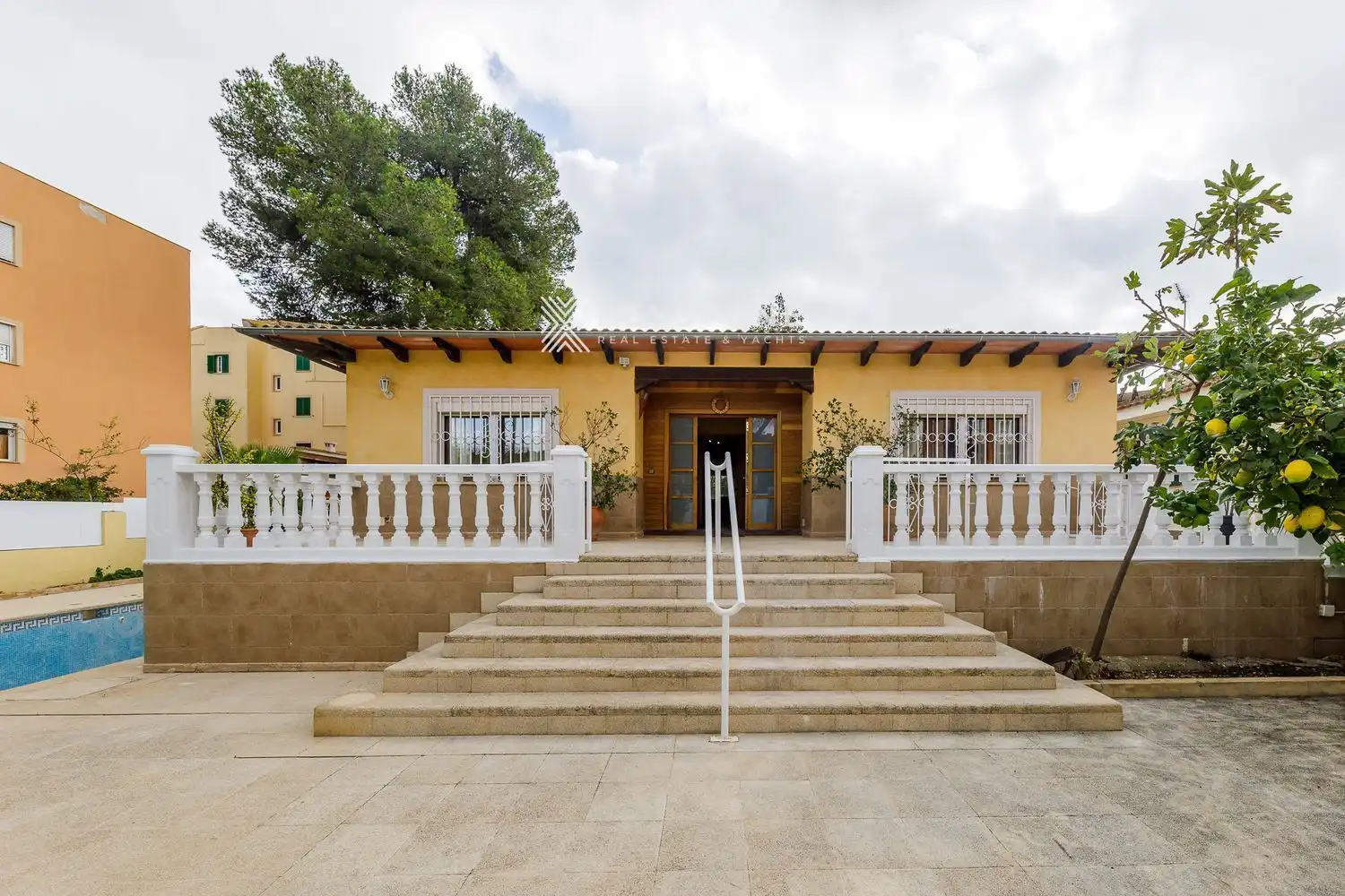 Vista exterior de Casa o chalet en venta en Calvià con Aire acondicionado, Terraza y Trastero