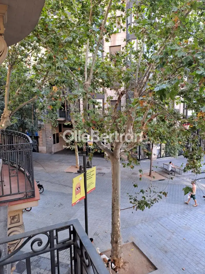 Exterior view of Flat for sale in Barcelona  with Balcony