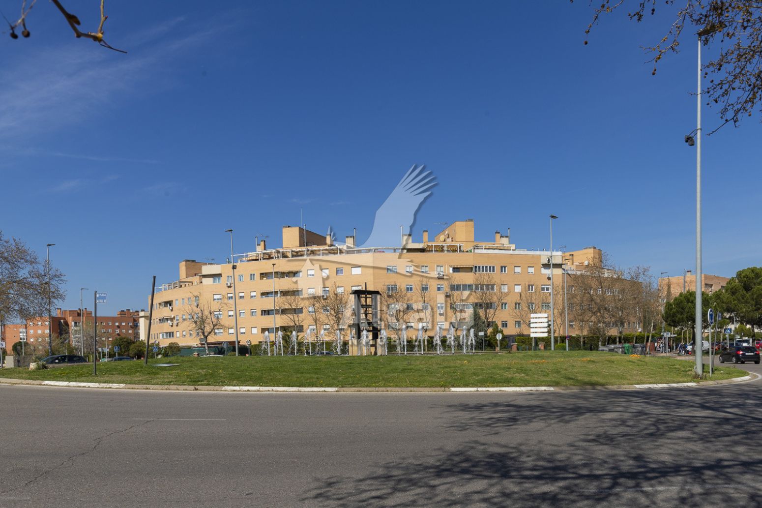 Vista exterior de Pis en venda en Alcalá de Henares amb Calefacció, Parquet i Terrassa
