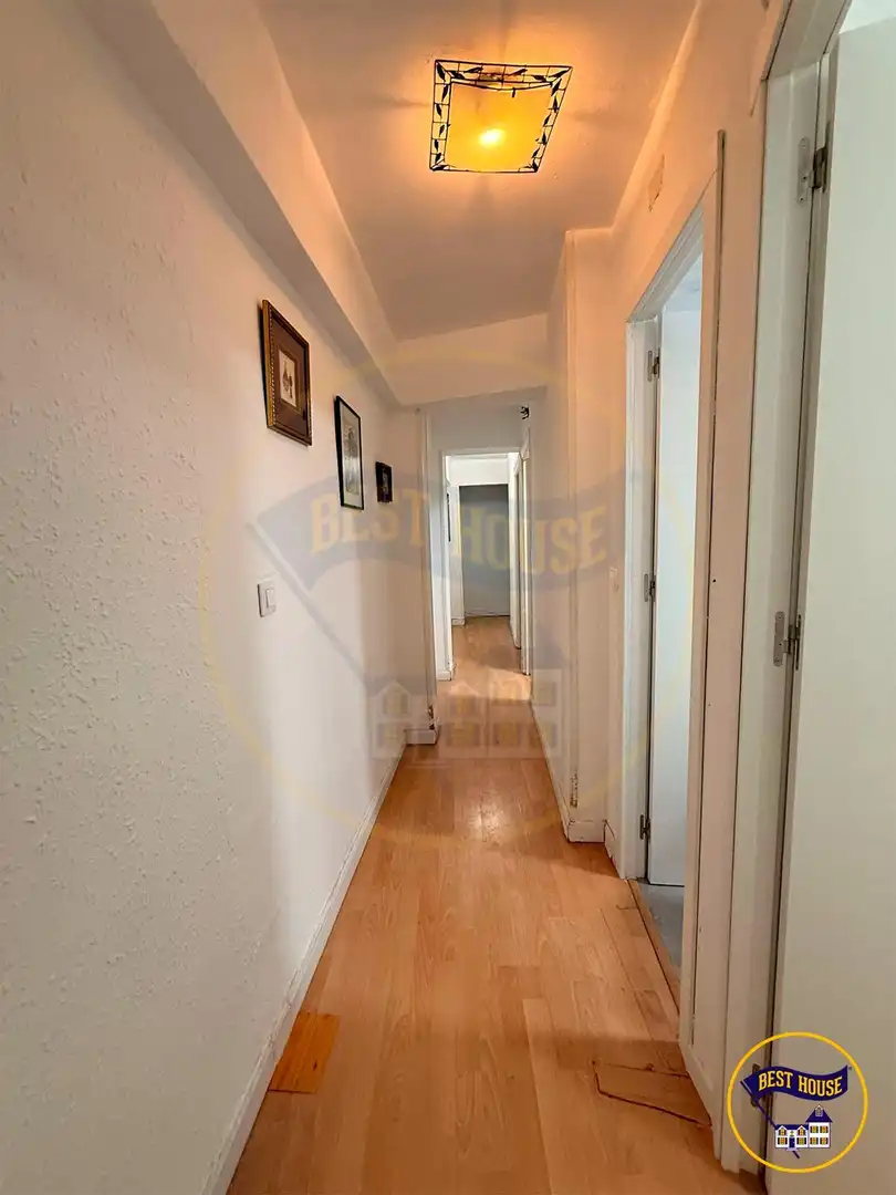 Piso en venta en RAMON Y CAJAL, Centro
