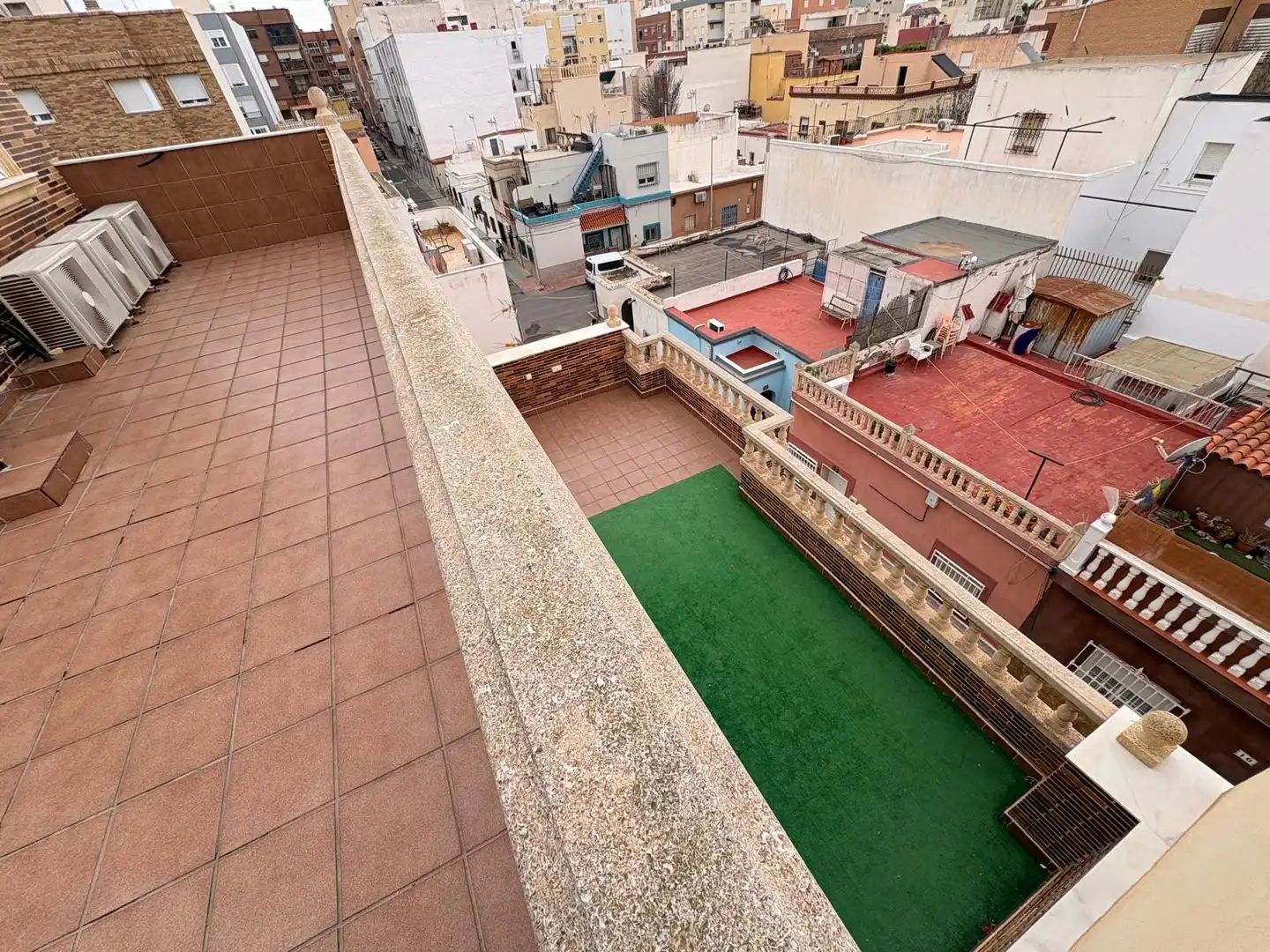 Terrassa de Casa adosada en venda en Almería