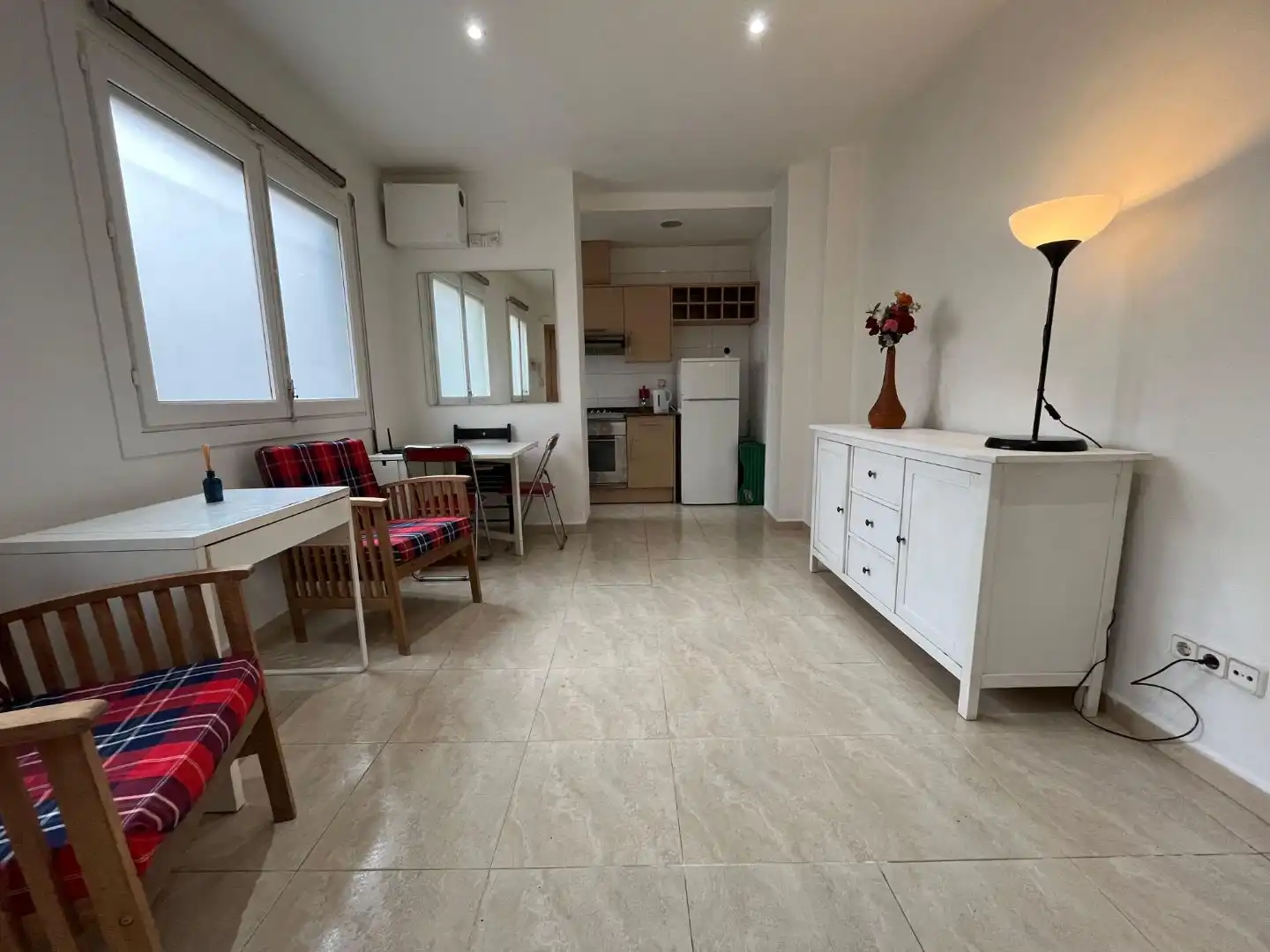 Flat for sale in Josep Serrano 51, imagen 2