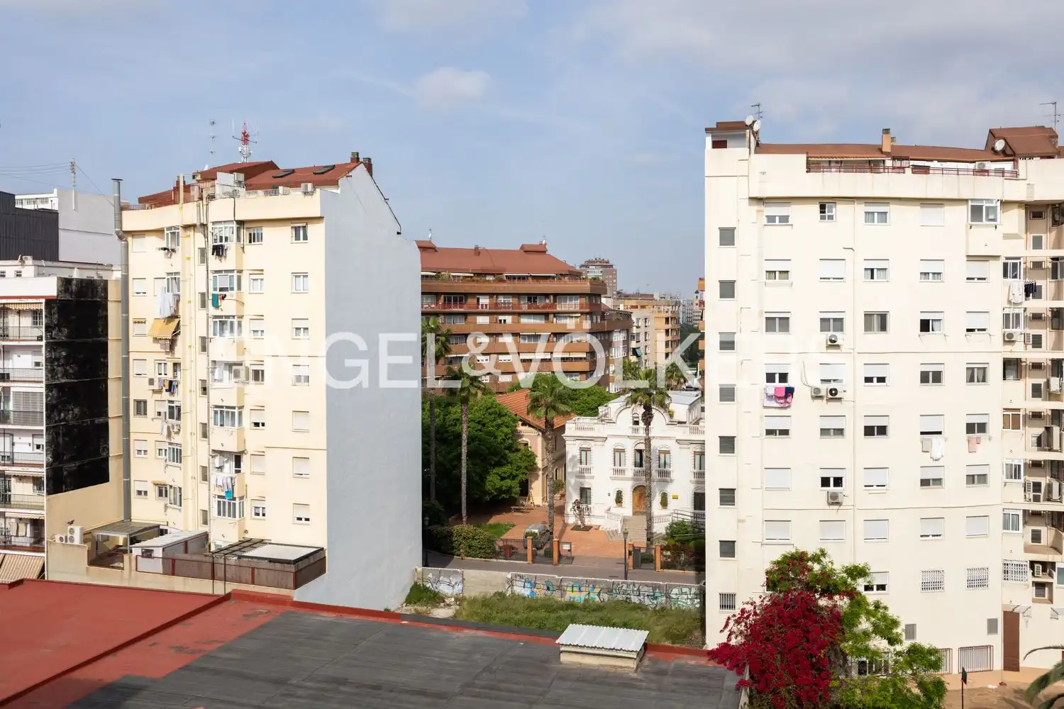 Vista exterior de Piso en venta en Valencia con Aire acondicionado, Calefacción y Balcón