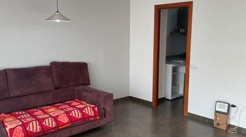 Foto 2 de Pis de lloguer a Plaça Constitució, 1, Palau-saverdera, Girona