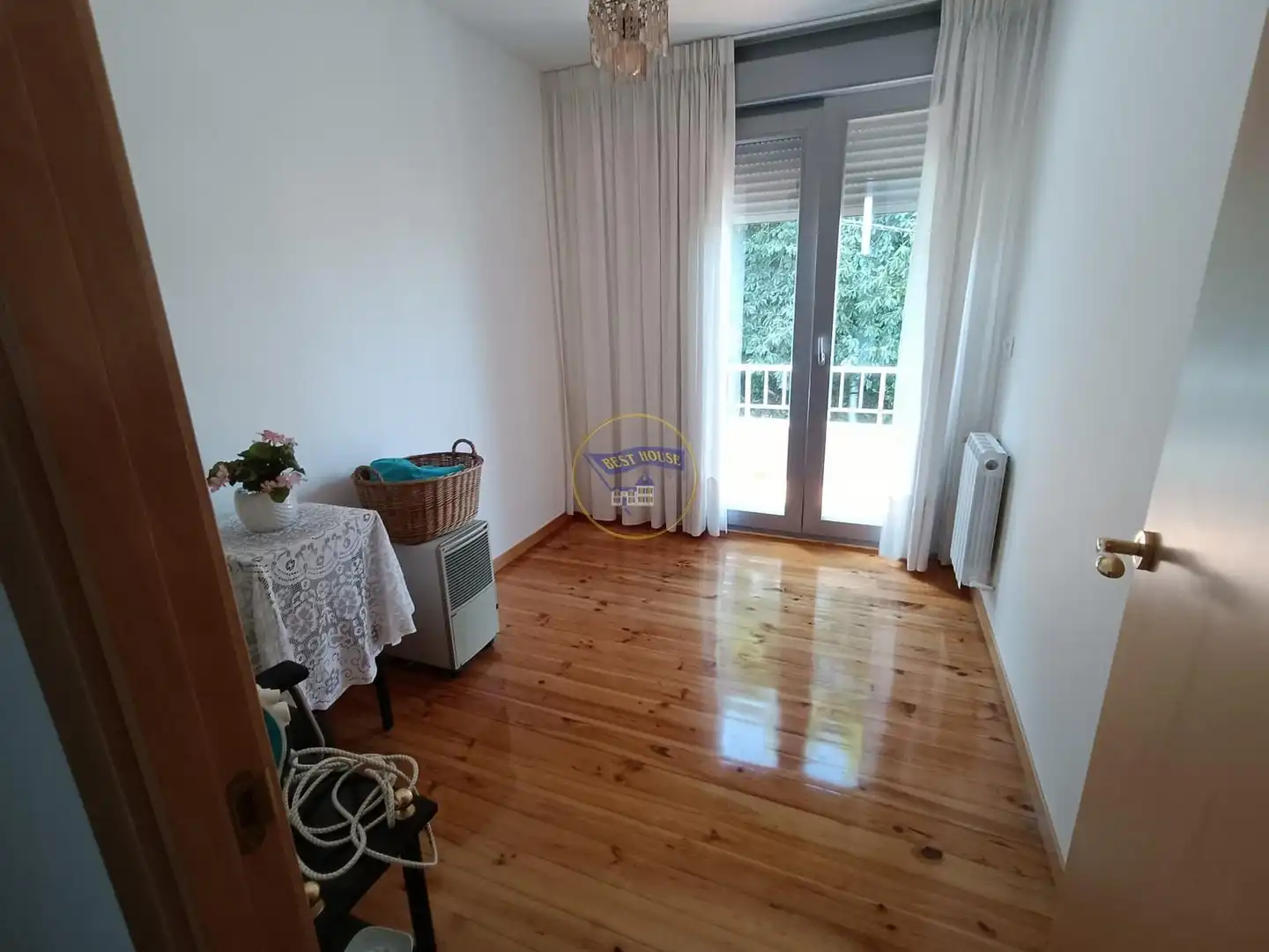 Sala de estar de Casa o chalet en venta en Vigo  con Trastero, Amueblado y Balcón