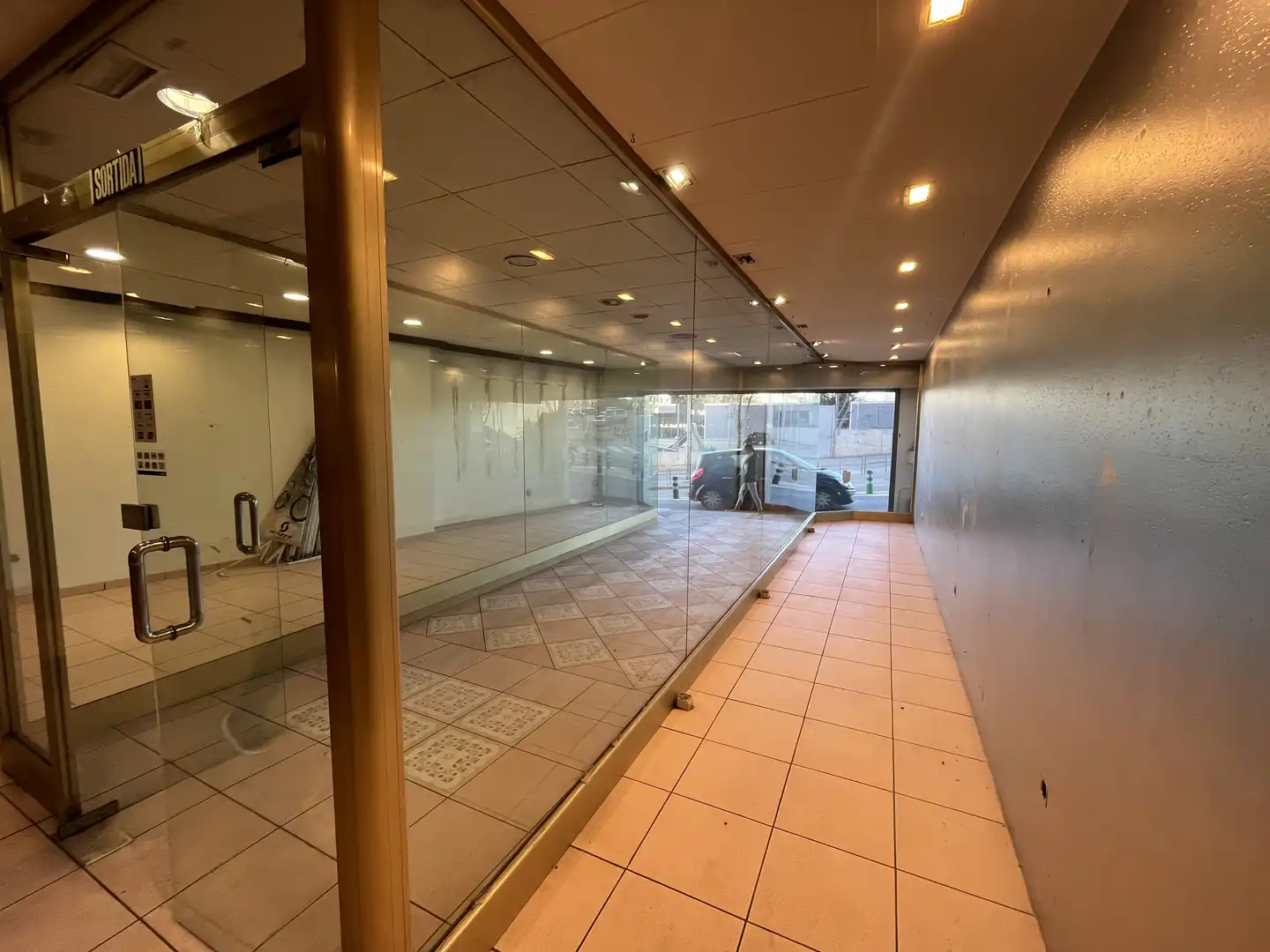 Commercial properties for rent in Manresa