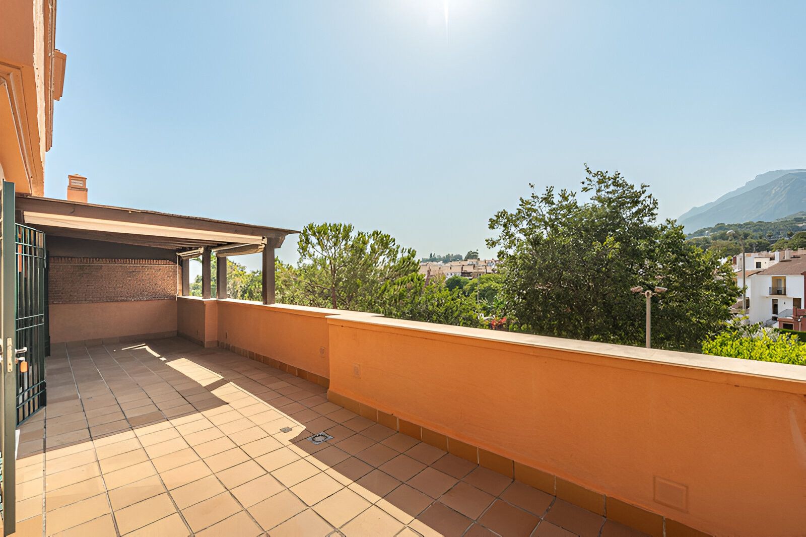 Terrassa de Apartament en venda en Marbella amb Aire condicionat, Terrassa i Traster