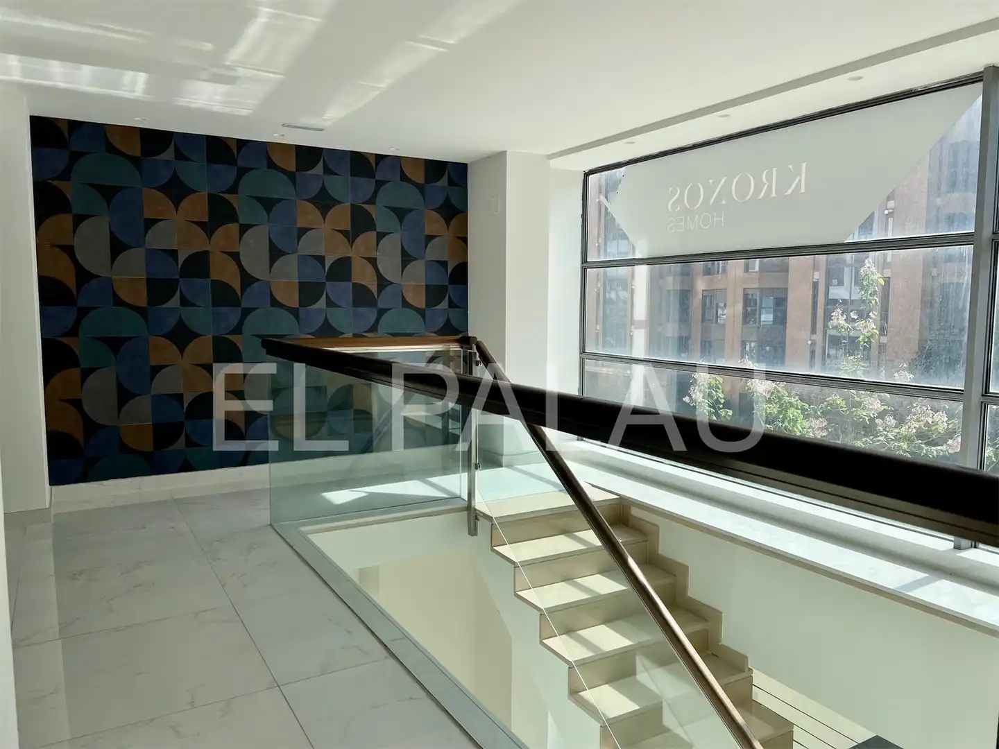 Office for rent in Valencia  with Air Conditioner